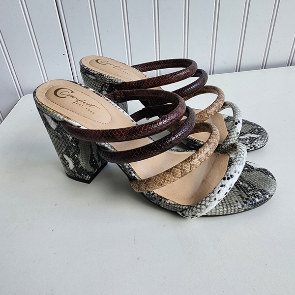 Comfort Est. 1946 Shoes Womens Snake Skin Chunky Heeled Open Toe Sandals Sz 6 - Picture 1 of 9